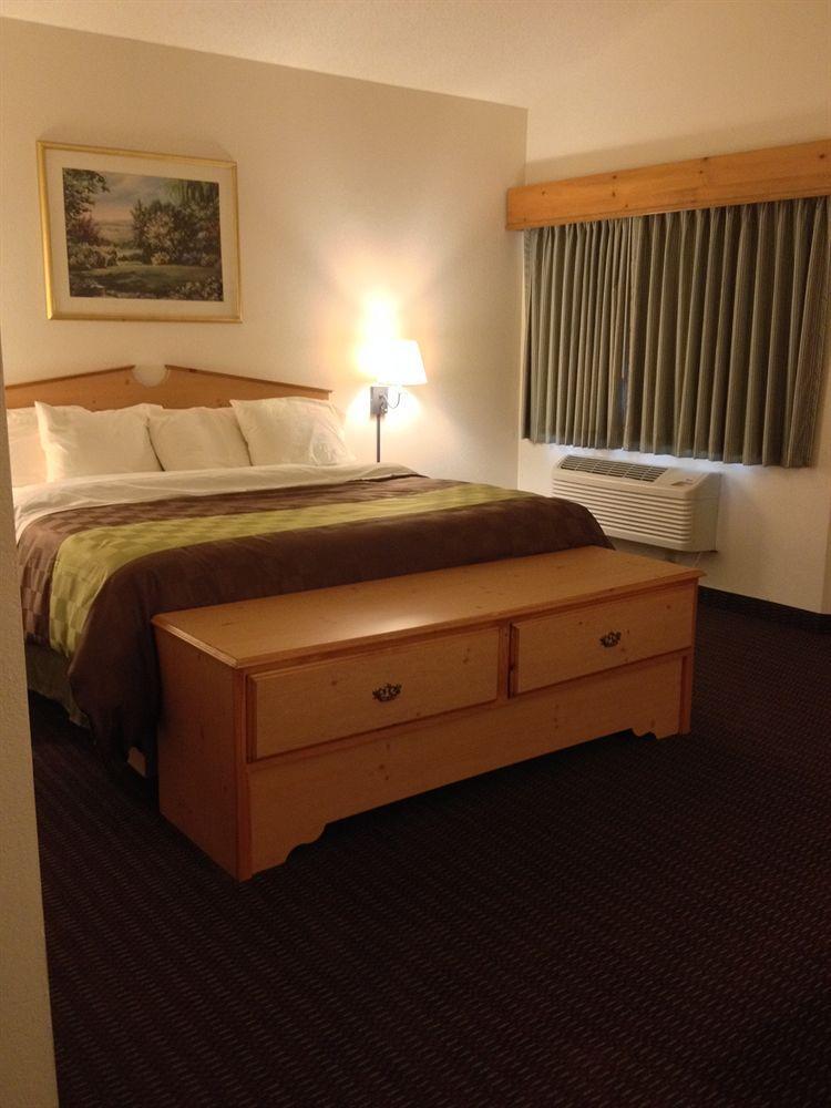 Americinn Belle Plaine Extérieur photo